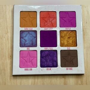 Limited Edition Mini Breaker Jeffree Star x9 eyeshadow palette